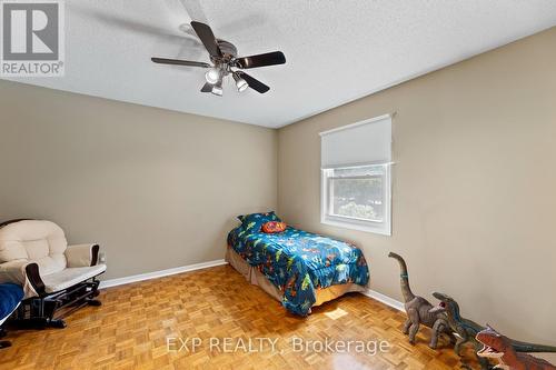 59 Glen Dhu Drive, Whitby (Rolling Acres), ON - Indoor Photo Showing Bedroom