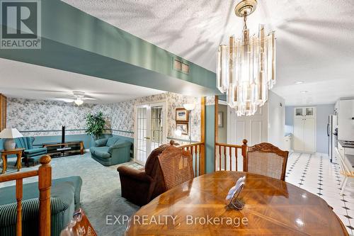 59 Glen Dhu Drive, Whitby (Rolling Acres), ON - Indoor Photo Showing Dining Room