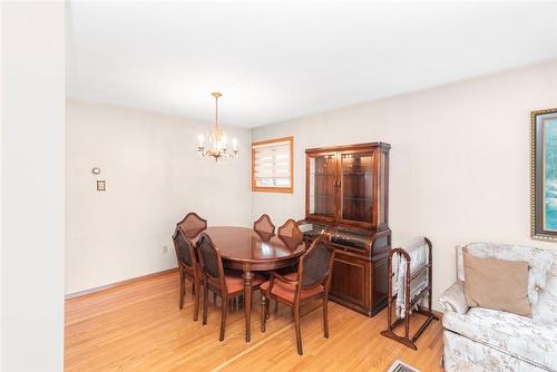 14 Calvert Avenue, Hamilton, ON - Indoor Photo Showing Dining Room