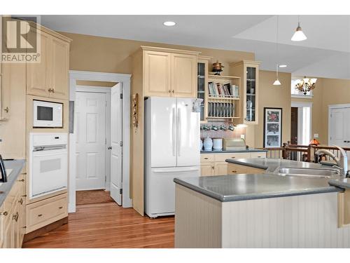 1625 Merlot Drive, West Kelowna, BC - Indoor Photo Showing Kitchen With Double Sink