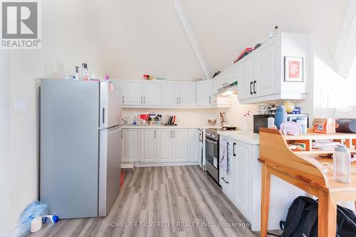 544 Dundas Street E, London, ON - Indoor Photo Showing Kitchen