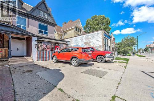 544 Dundas Street E, London, ON - Outdoor With Facade