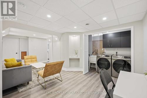 71 Lavender Place, Vaughan, ON - Indoor Photo Showing Laundry Room