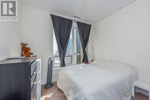 1007 - 9085 Jane Street, Vaughan, ON - Indoor Photo Showing Bedroom