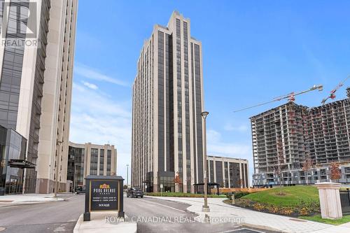 1007 - 9085 Jane Street, Vaughan, ON - Outdoor With Facade