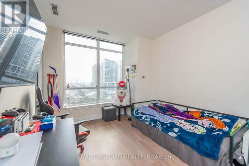 1007 - 9085 Jane Street, Vaughan, ON - Indoor Photo Showing Bedroom