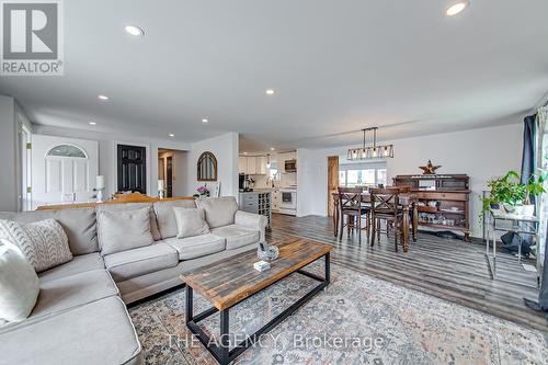 16 Sunset Drive, Innisfil, ON 