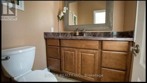 19 Valloncliffe Road, Markham (Bayview Glen), ON - Indoor Photo Showing Bathroom