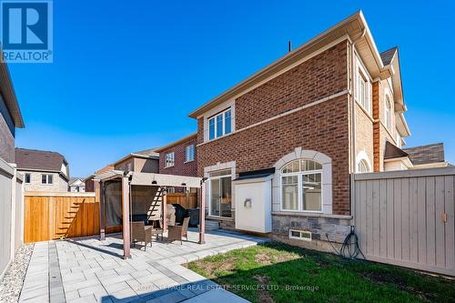 3895 Leonardo Street, Burlington (Alton), ON - Outdoor