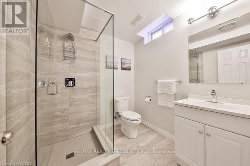 225 Andrews Trail, Milton (Clarke), ON - Indoor Photo Showing Bathroom