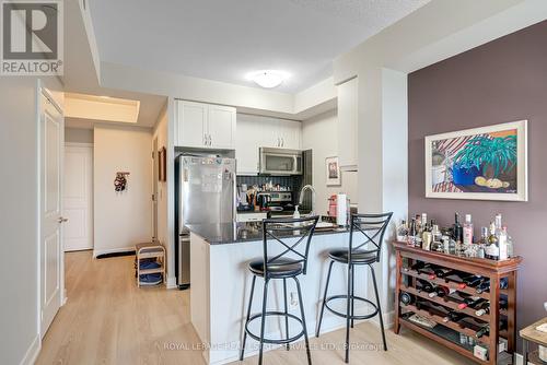 2611 - 6 Eva Road, Toronto, ON - Indoor Photo Showing Kitchen