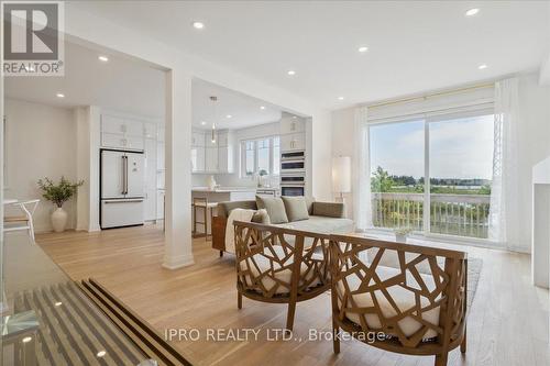 123 Yates Drive, Milton (Cobban), ON - Indoor Photo Showing Dining Room