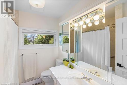 15 Isthmus Bay Road, Northern Bruce Peninsula, ON - Indoor Photo Showing Bathroom