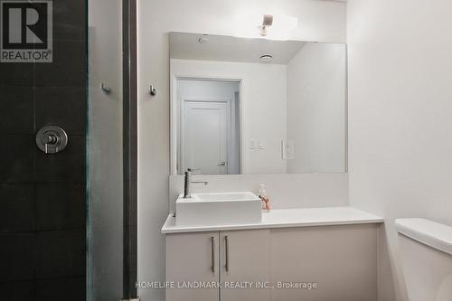 301W - 27 Bathurst Street, Toronto (Waterfront Communities), ON - Indoor Photo Showing Bathroom