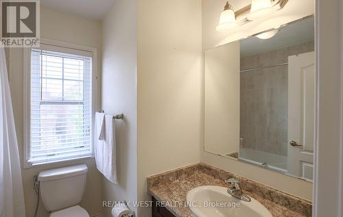 2 Redfern Street, Brampton (Northwest Brampton), ON - Indoor Photo Showing Bathroom