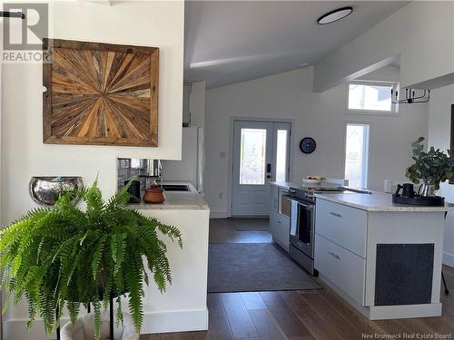 775 Principale, Beresford, NB - Indoor Photo Showing Kitchen