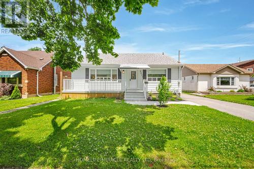 6957 Garden Street, Niagara Falls, ON - Outdoor With Facade