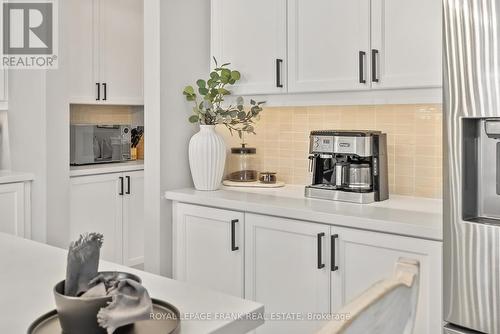 27 Belsey Lane, Clarington (Newcastle), ON - Indoor Photo Showing Kitchen