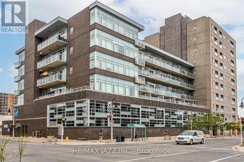 608 - 44 Bond Street W, Oshawa (O'Neill), ON - Outdoor With Balcony With Facade