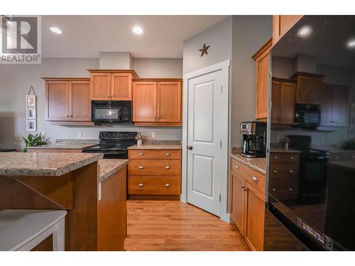 10634 Powley Court Unit# 205, Lake Country, BC - Indoor Photo Showing Kitchen