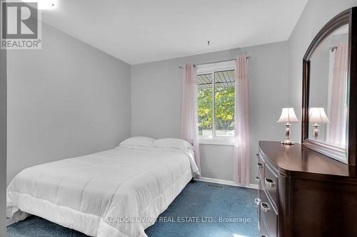 14 Conway Court, Zorra (Thamesford), ON - Indoor Photo Showing Bedroom