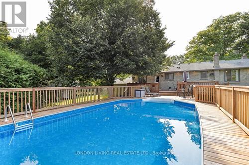 14 Conway Court, Zorra (Thamesford), ON - Outdoor With Backyard