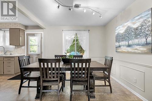 14 Conway Court, Zorra (Thamesford), ON - Indoor Photo Showing Dining Room