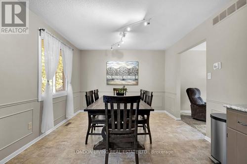 14 Conway Court, Zorra (Thamesford), ON - Indoor Photo Showing Dining Room