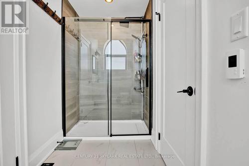 63011 Dufferin Rd 3 Road, East Garafraxa, ON - Indoor Photo Showing Bathroom