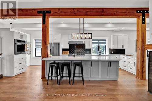 63011 Dufferin Rd 3 Road, East Garafraxa, ON - Indoor Photo Showing Kitchen