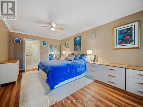 79 Stanley Street, Kawartha Lakes, ON - Indoor Photo Showing Bedroom