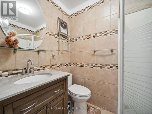 79 Stanley Street, Kawartha Lakes, ON - Indoor Photo Showing Bathroom