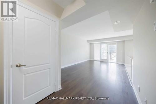 111 - 2 Dunsheath Way, Markham (Cornell), ON - Indoor Photo Showing Other Room