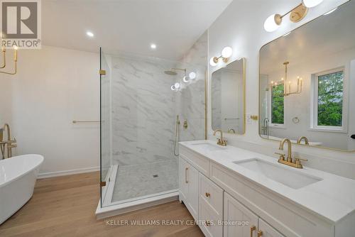 24 Market Street, Georgina, ON - Indoor Photo Showing Bathroom