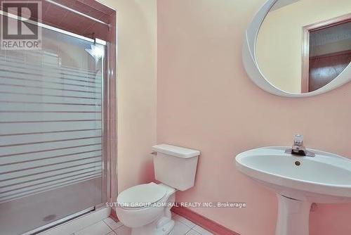 589 Belview Avenue, Vaughan, ON - Indoor Photo Showing Bathroom