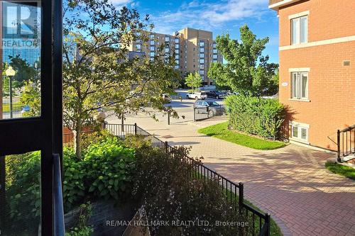 212 - 308 John Street, Markham (Aileen-Willowbrook), ON - Outdoor