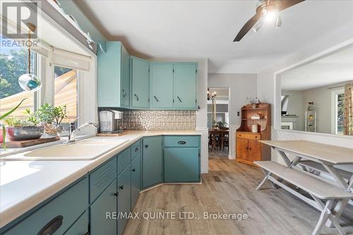 27 Downes Avenue, Prince Edward County (Picton), ON - Indoor Photo Showing Kitchen