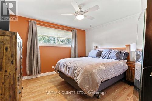 27 Downes Avenue, Prince Edward County (Picton), ON - Indoor Photo Showing Bedroom