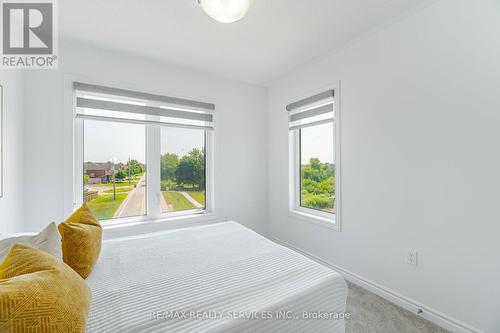 2 Waterville Way, Caledon, ON - Indoor Photo Showing Bedroom