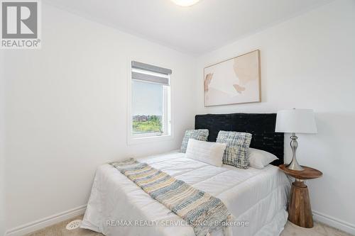 2 Waterville Way, Caledon, ON - Indoor Photo Showing Bedroom