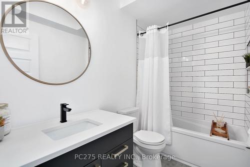 2243 Evans Boulevard, London, ON - Indoor Photo Showing Bathroom