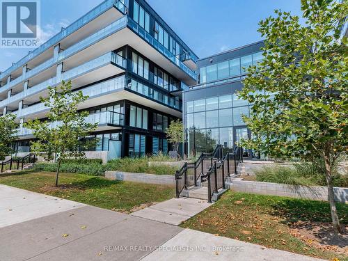 A308 - 1117 Cooke Boulevard, Burlington (Lasalle), ON - Outdoor