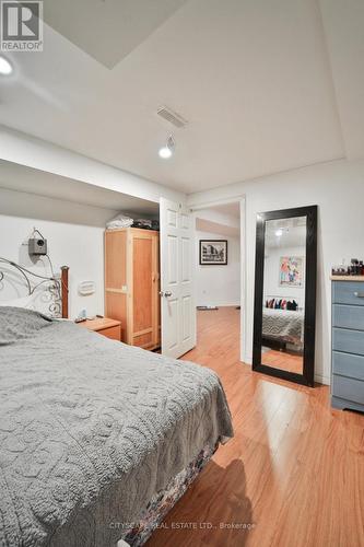 4541 Full Moon Circle, Mississauga (Hurontario), ON - Indoor Photo Showing Bedroom