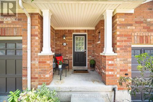 20 - 8 Bradley Avenue N, Hamilton (Binbrook), ON - Outdoor With Exterior