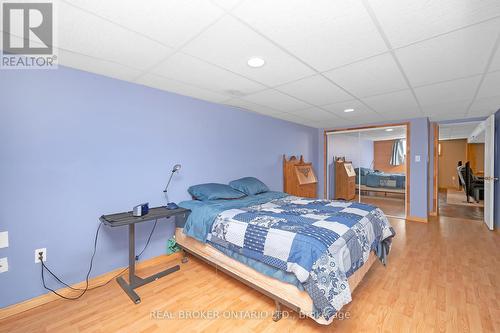 15 Ilford Court, Hamilton (Kentley), ON - Indoor Photo Showing Bedroom