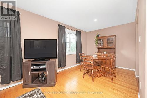 15 Ilford Court, Hamilton (Kentley), ON - Indoor Photo Showing Other Room