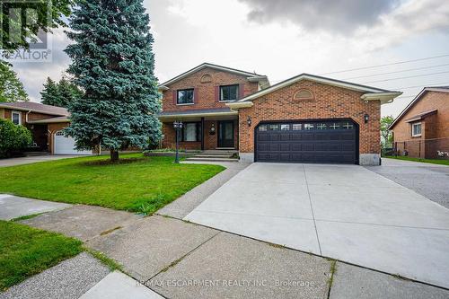 7102 Burbank Crescent, Niagara Falls, ON - Outdoor With Facade