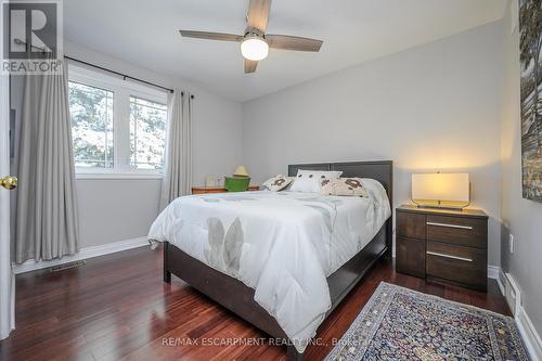 7102 Burbank Crescent, Niagara Falls, ON - Indoor Photo Showing Bedroom