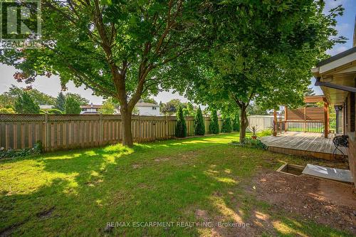 7102 Burbank Crescent, Niagara Falls, ON - Outdoor With Backyard