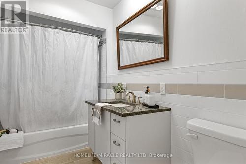 18 Grandy Road, Kawartha Lakes, ON - Indoor Photo Showing Bathroom